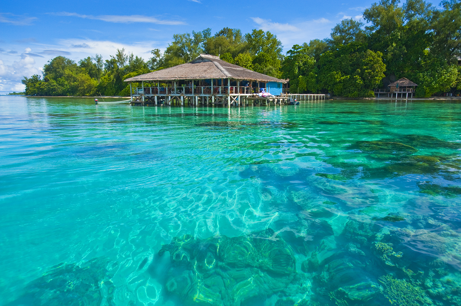 5 islands in 5 days in the Solomon Islands Brisbane Airport